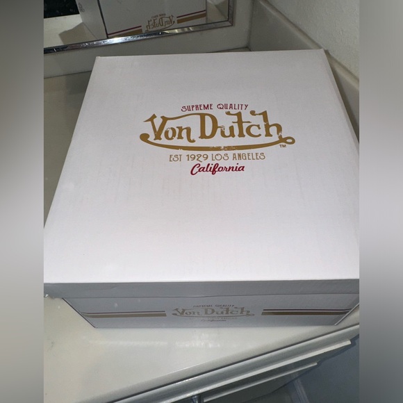 NWOT Von Dutch Red Plaid Crossbody Bag - Picture 8 of 12